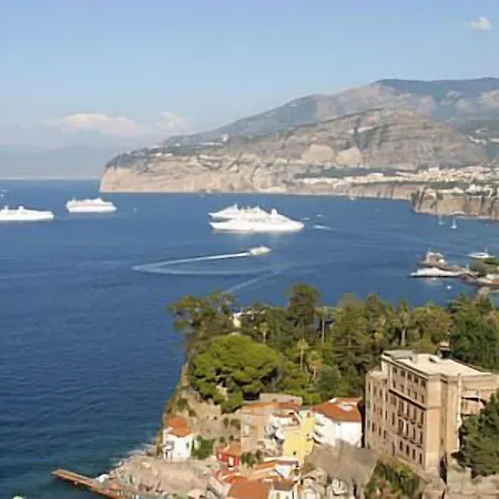 Casa Dominova De Luxe Casa de hóspedes 4*