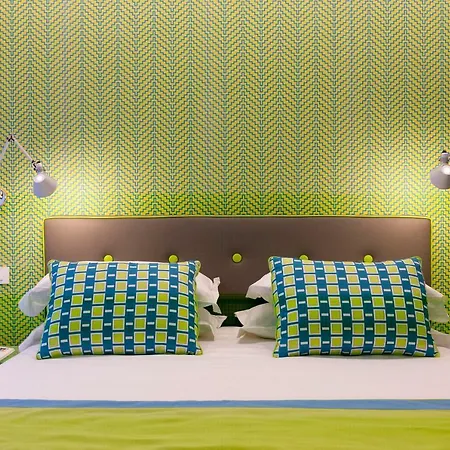 Gasthuis Casa Dominova De Luxe 4*