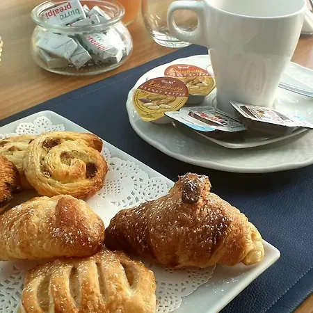 Casa Dominova De Luxe Gasthuis 4*