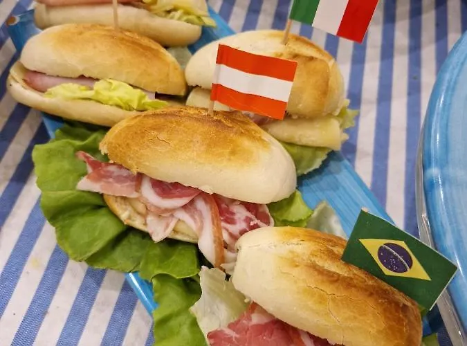 בית הארחה Casa Dominova De Luxe סורנטו